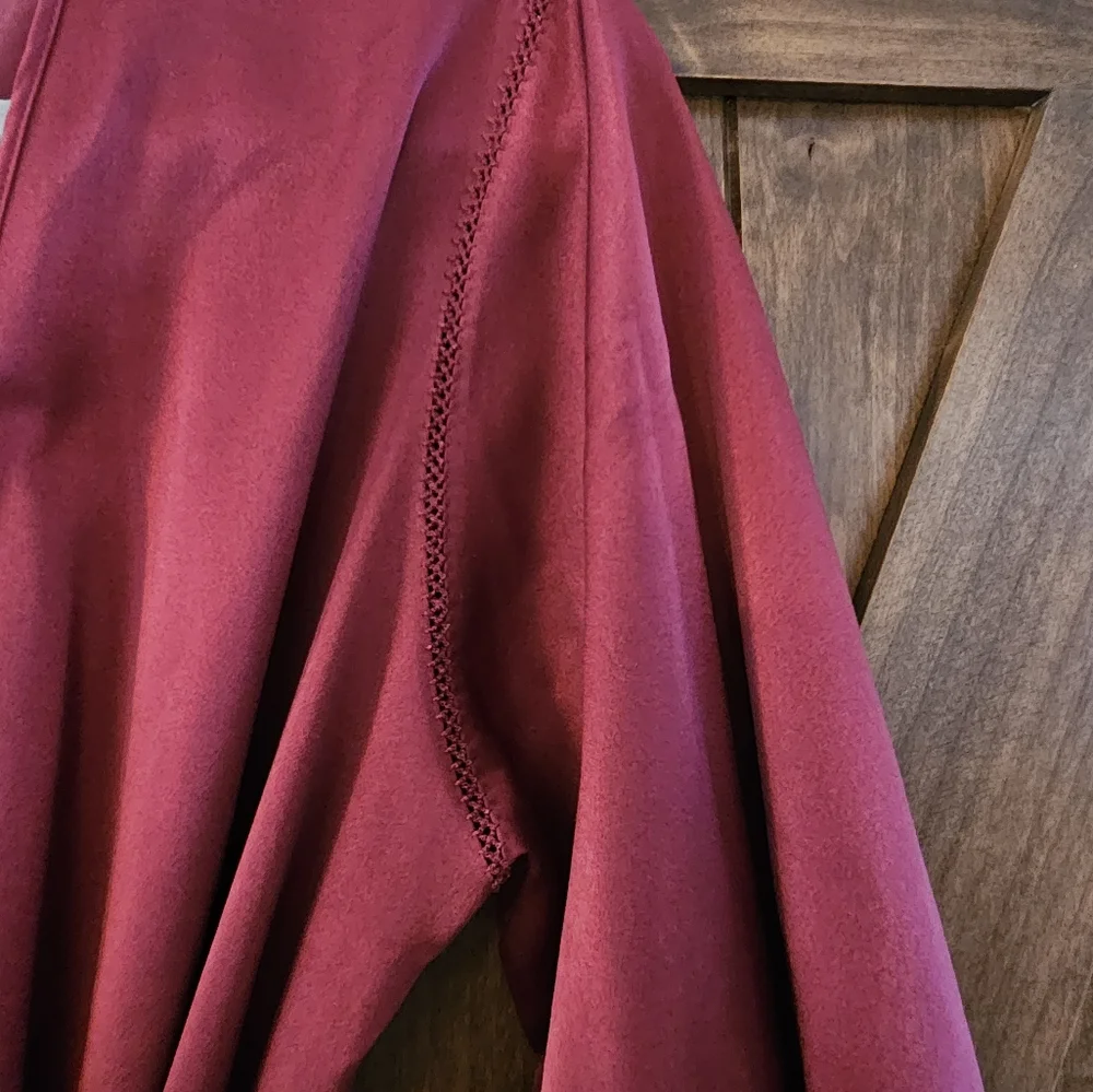 Cabernet Sleepwear Robe - Picture 4 of 7